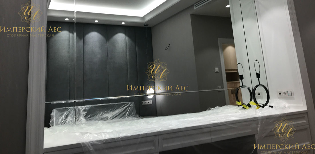 Стол IW Bedroom