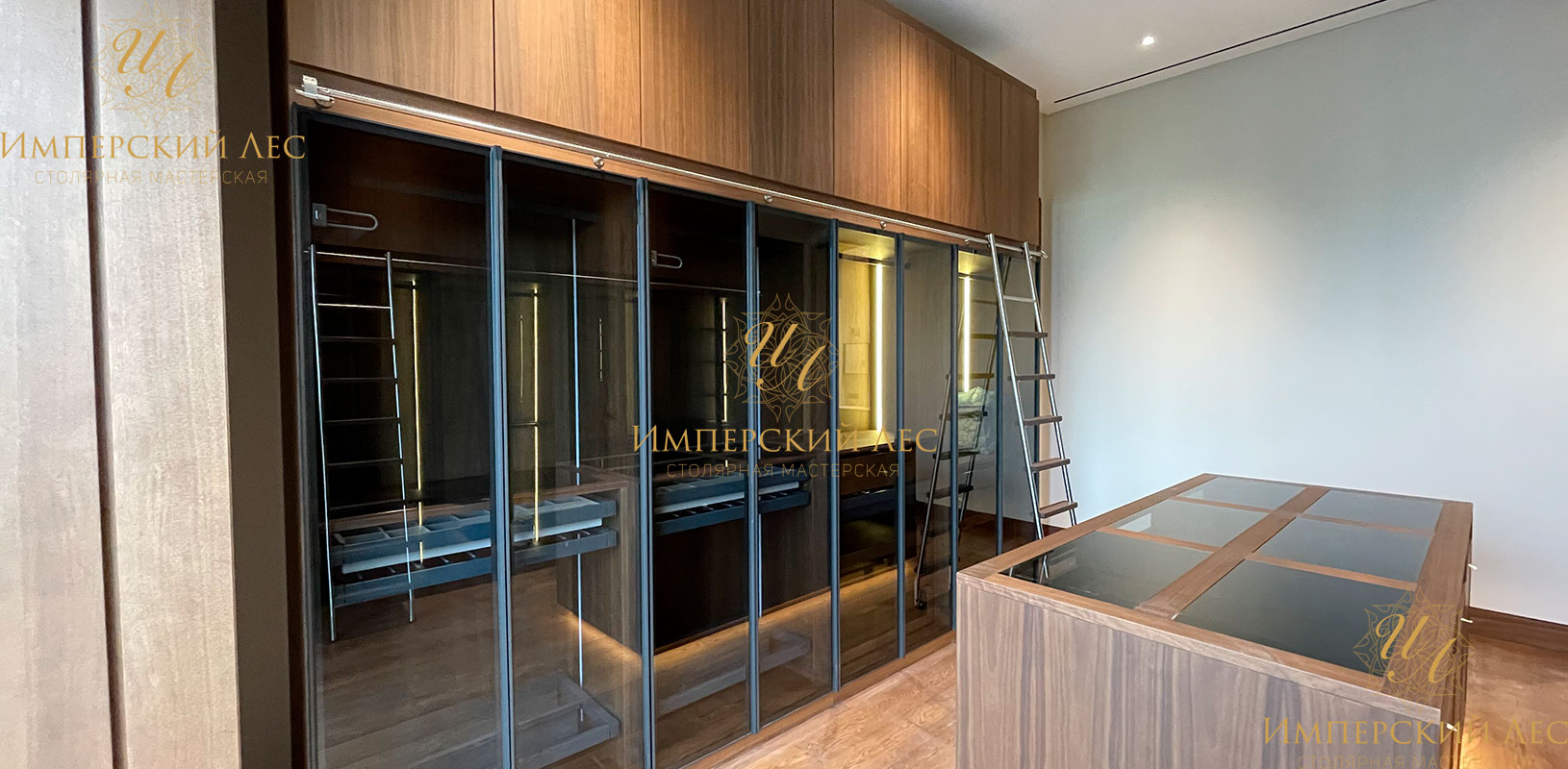 Гардеробная комната IW Viana