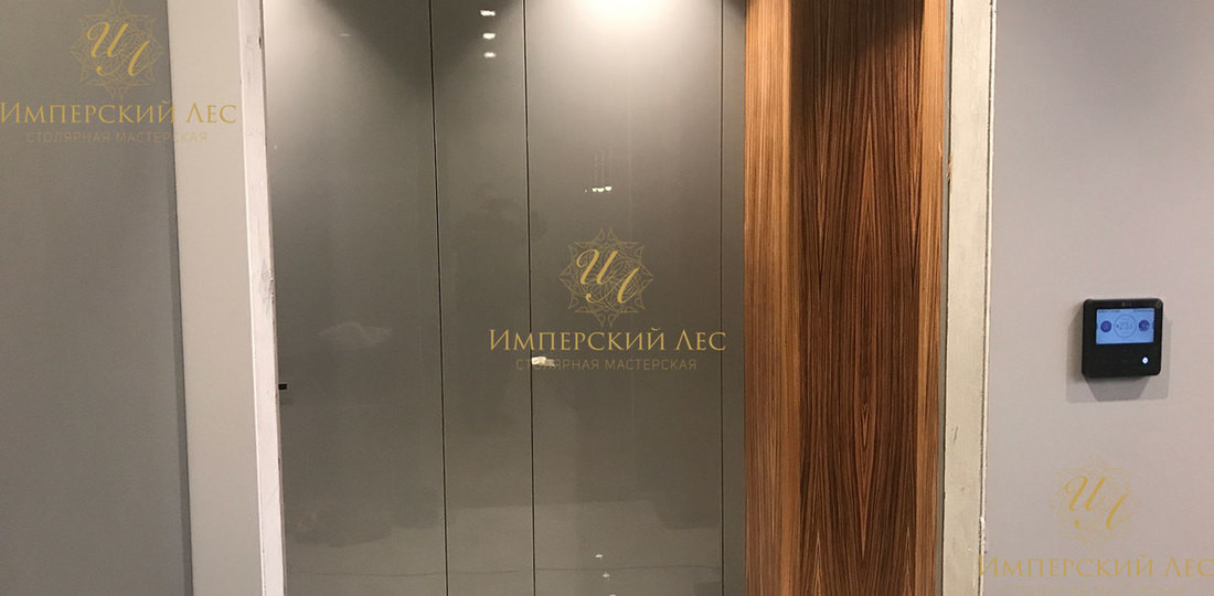 Деревянные стеновые панели из ясеня для эксклюзивного интерьера квартиры