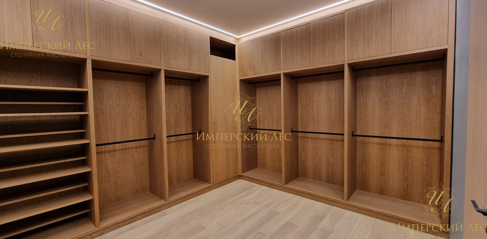 Гардеробный шкаф IW-WardrobeX