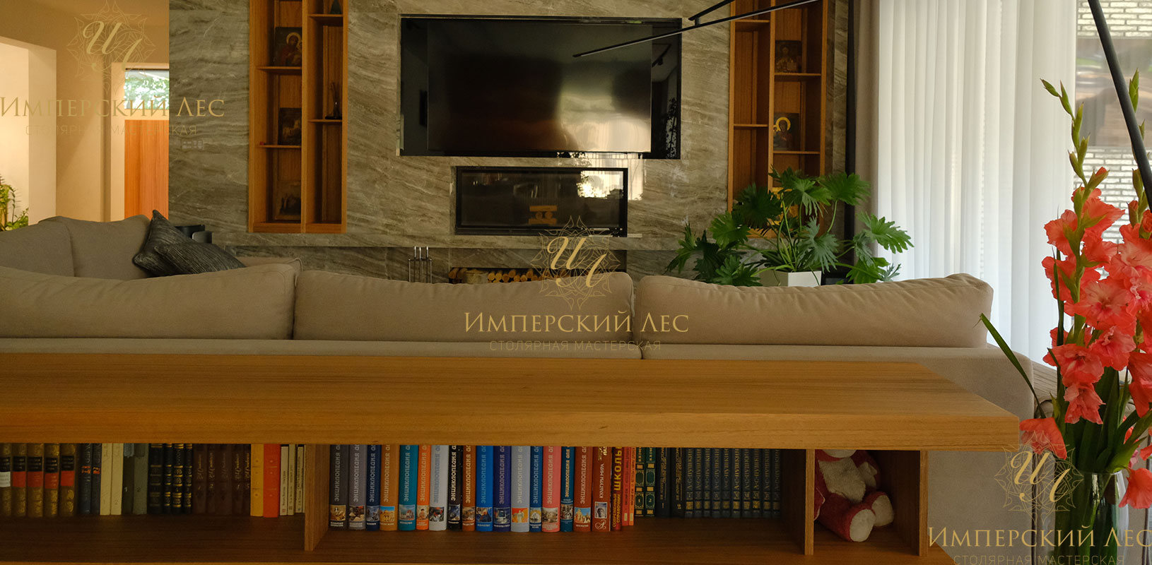 Встроенные книжные стеллажи  IW-BookWall в мрамор